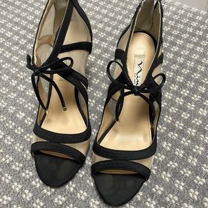 Nina black mesh heels size 6.5M womens